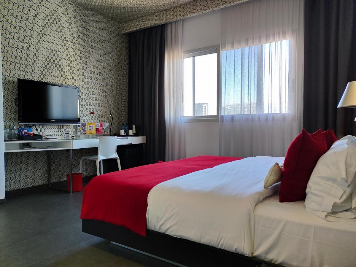 The Smallville Hotel Beirut Exteriör bild