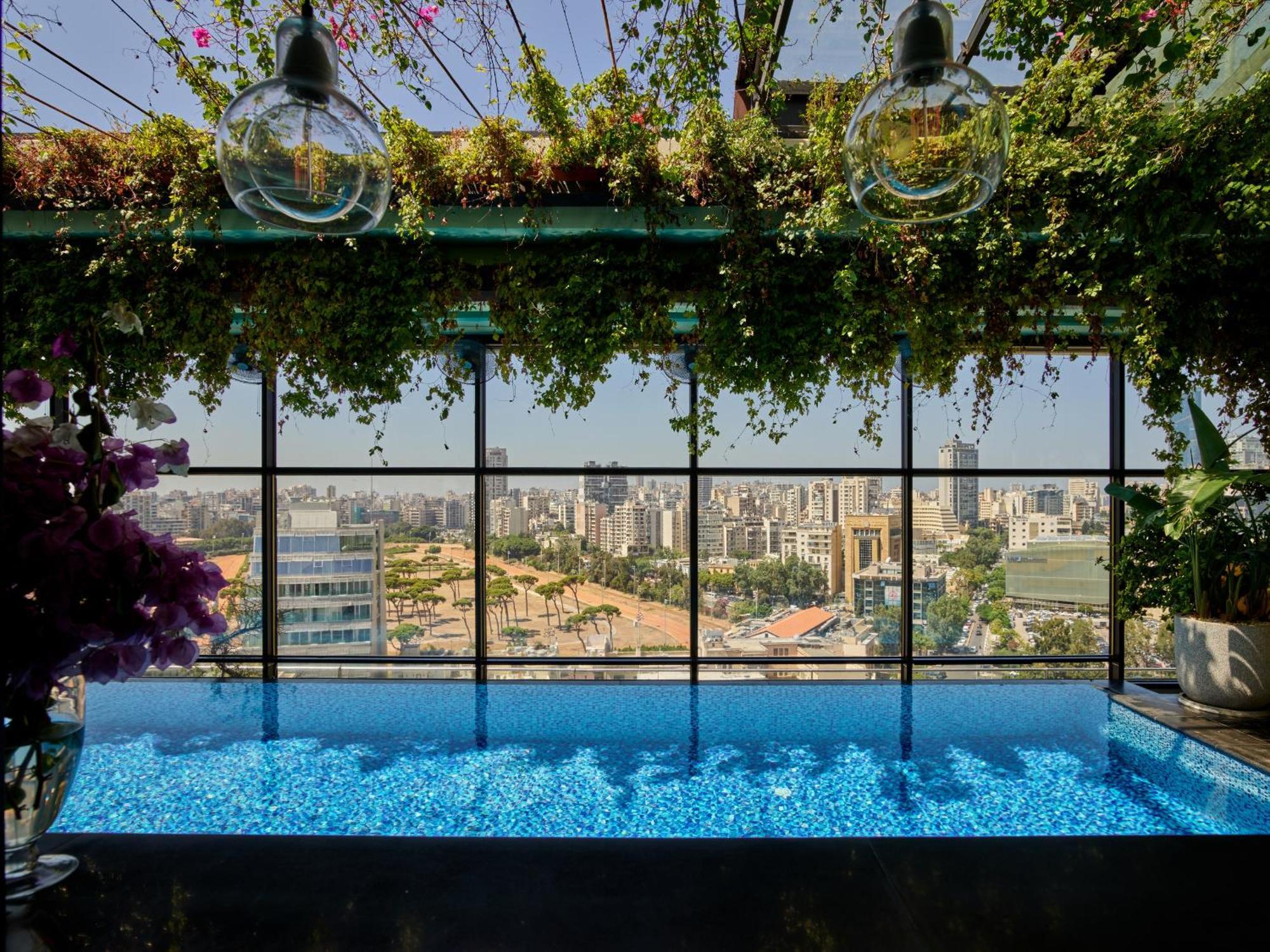The Smallville Hotel Beirut Exteriör bild