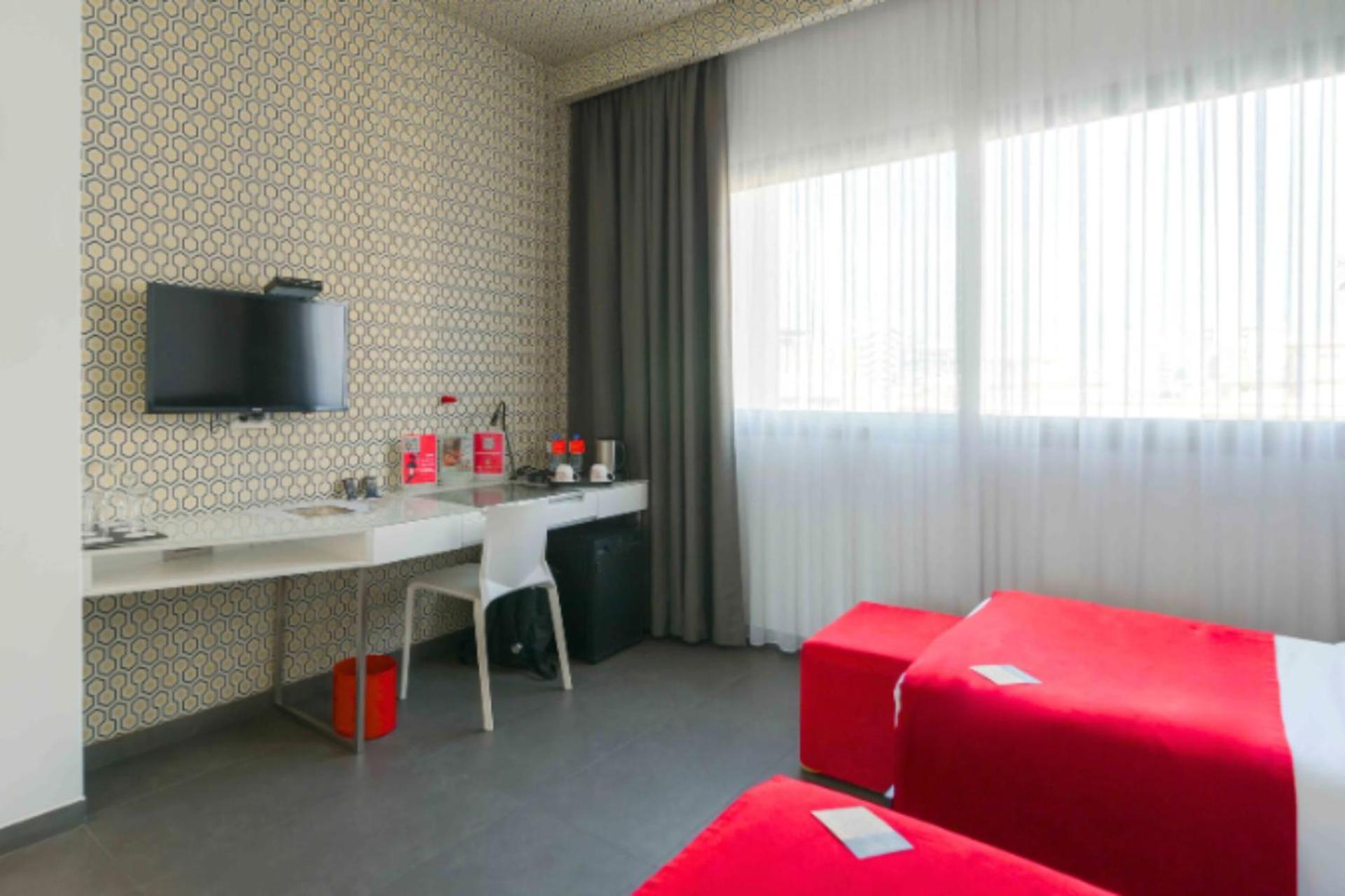 The Smallville Hotel Beirut Exteriör bild