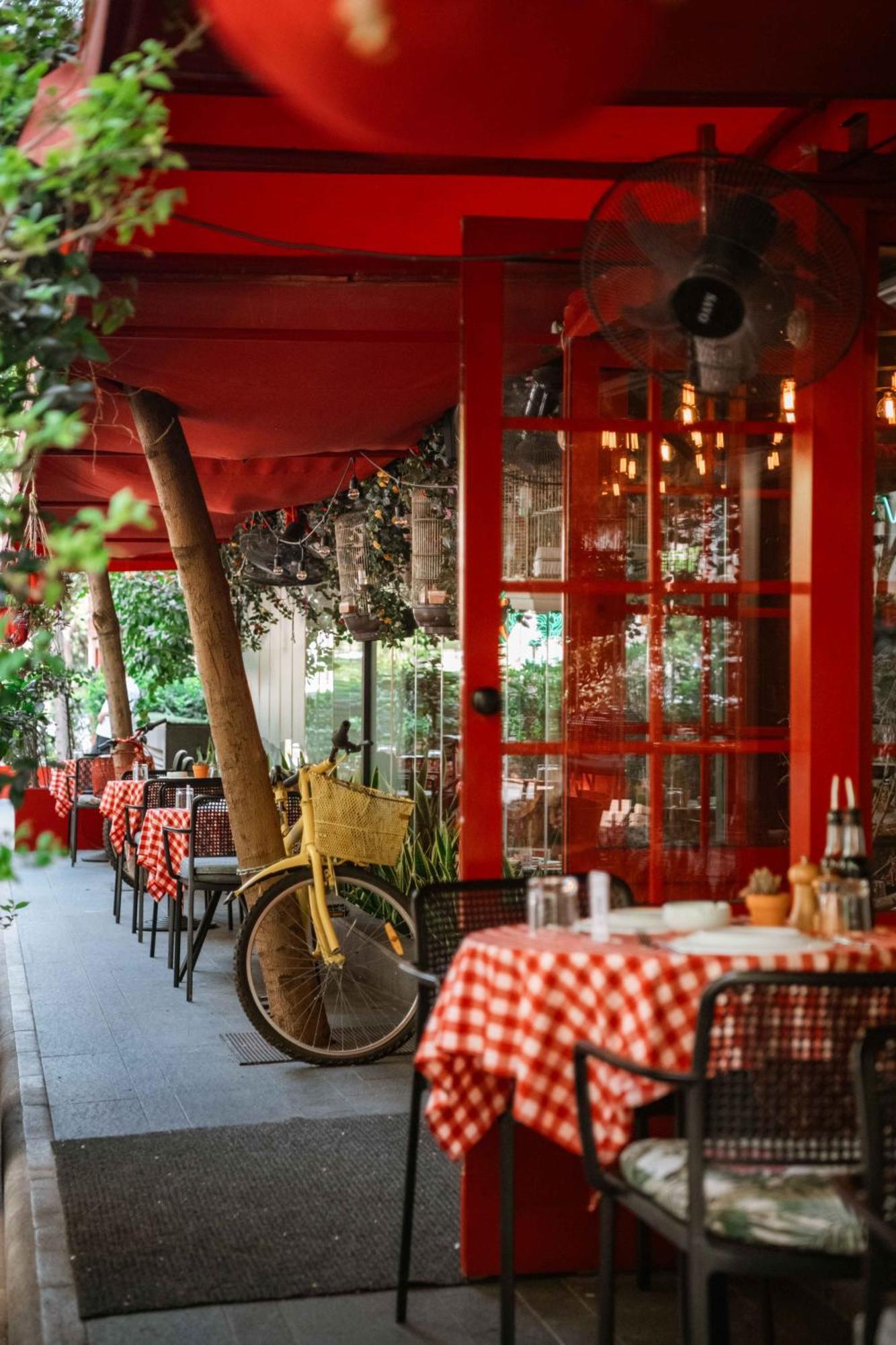 The Smallville Hotel Beirut Exteriör bild